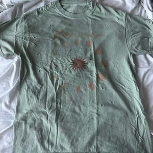 Distressed Green Graphic T-Shirt